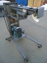 4 IN. DIAMETER X 36 IN. LONG STAINLESS STEEL JACKETED HORIZONTAL SCREW CONVEYOR, PORTABLE